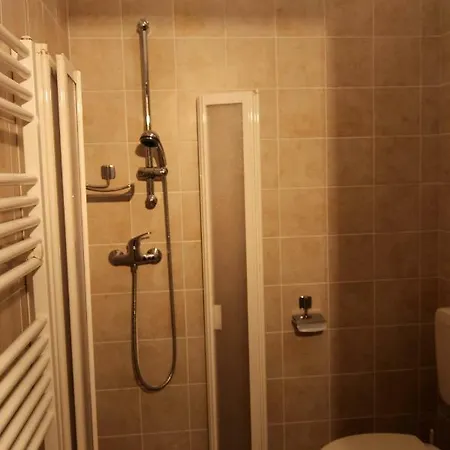 Via Di Roma 4 Апартаменты *