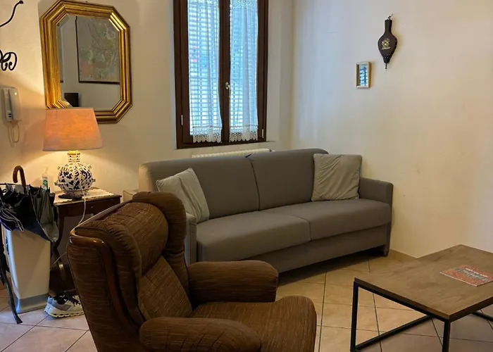 Lägenhet Via Di Roma 4 *